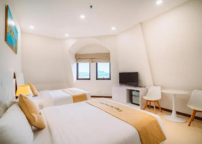 Khách sạn Ngoc Anh Duong Hạ Long