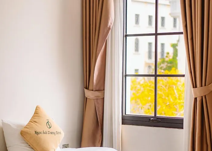 Ngoc Anh Duong 4* Hạ Long